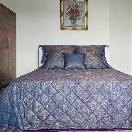 The Knees * Сент-Бис